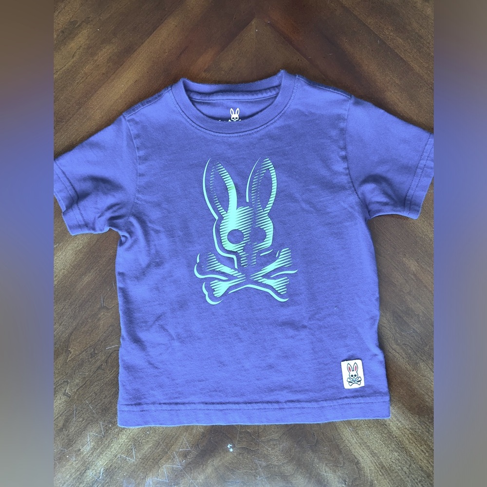 Psycho Bunny- Size 3T BOYS ROSTON GRAPHIC TEE
Color: ADMIRAL BLUE